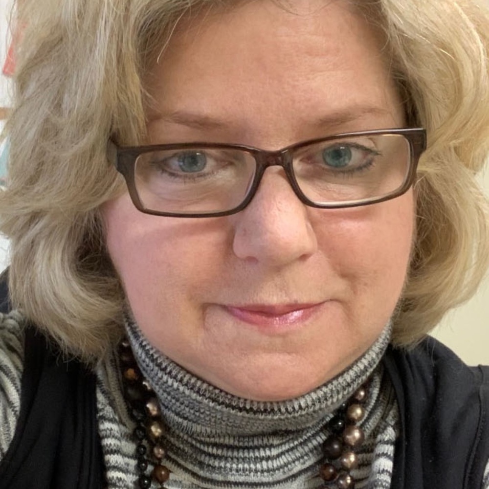 Meet your Posher, Carolyn